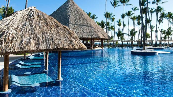 Бассейн в отеле Barcelo Bavaro Beach 5*